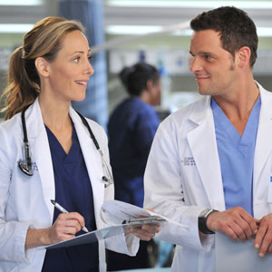 GREY'S ANATOMY, KIM RAVER, JUSTIN CHAMBERS GREY'S ANATOMY, KIM RAVER, JUSTIN CHAMBERS